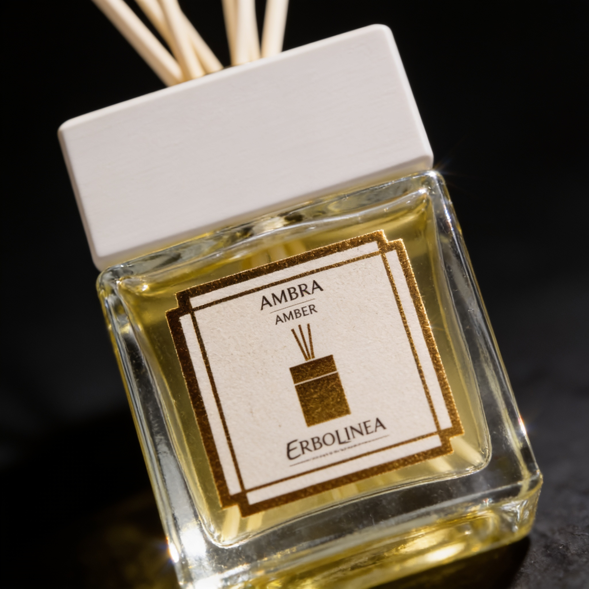 Ambra — Parfum auto — detaliu etichetă